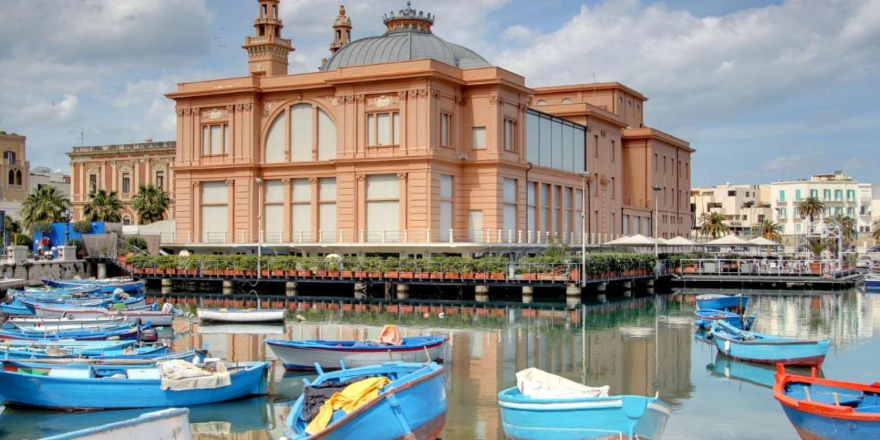 Residenze Benedetto Croce Hotel Bari Buitenkant foto